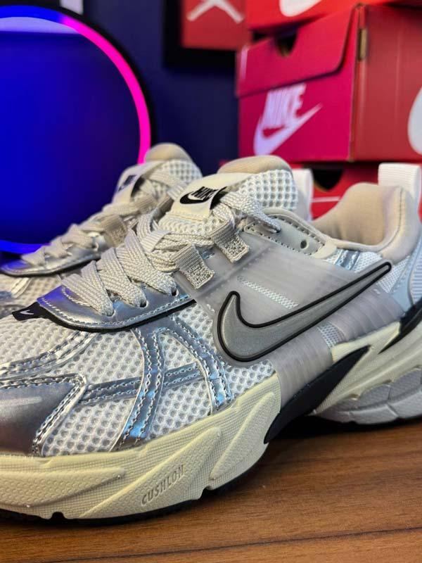 Nike v2k نایک ویتوکی
