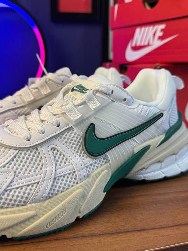 Nike v2k نایک ویتوکی