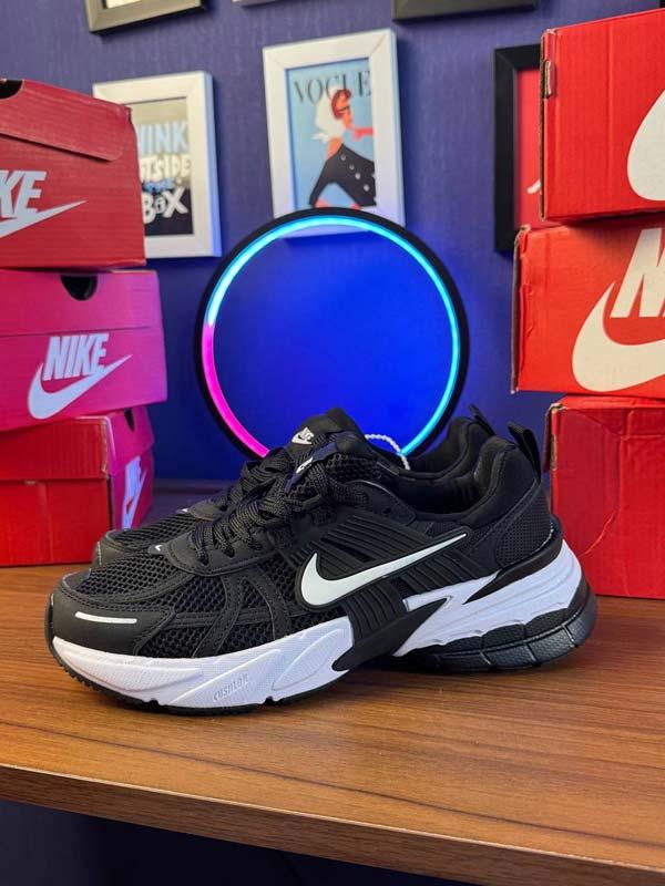 Nike v2k نایک ویتوکی