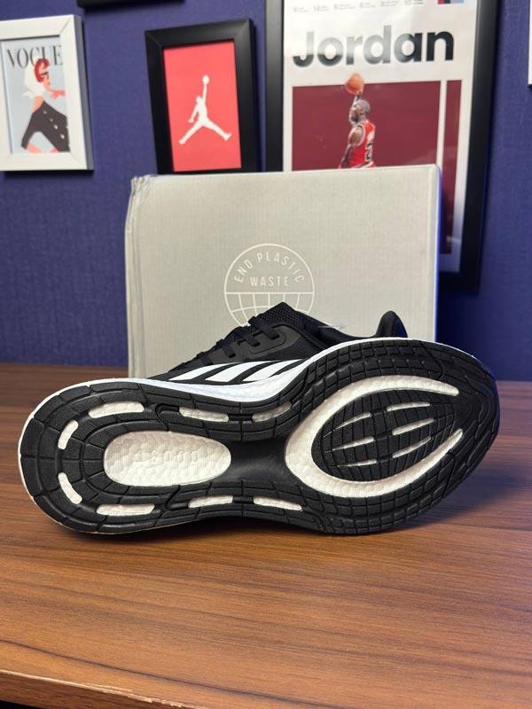 Adidas ultraboost کتانی آدیداس