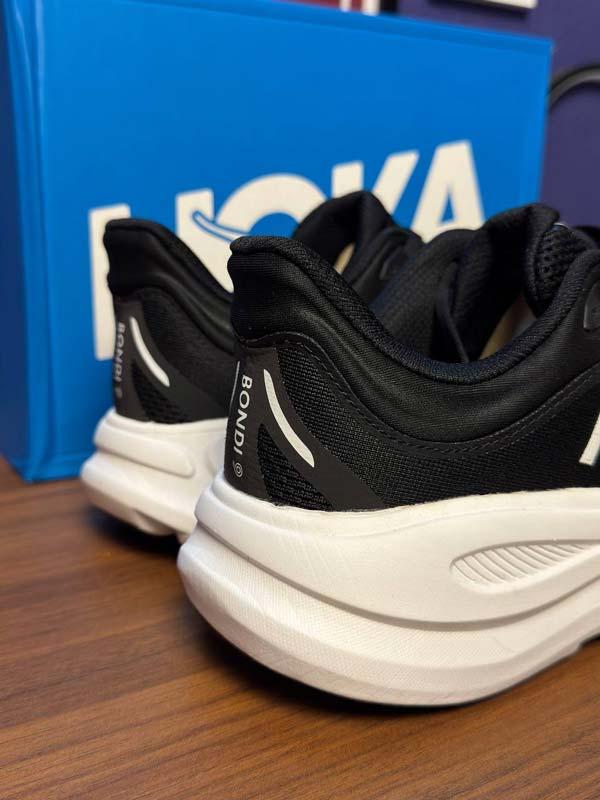 Hoka bondi 9 هوکا