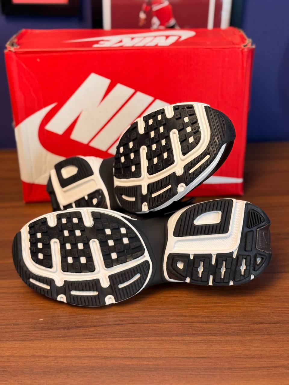 Nike v2k نایک ویتوکی