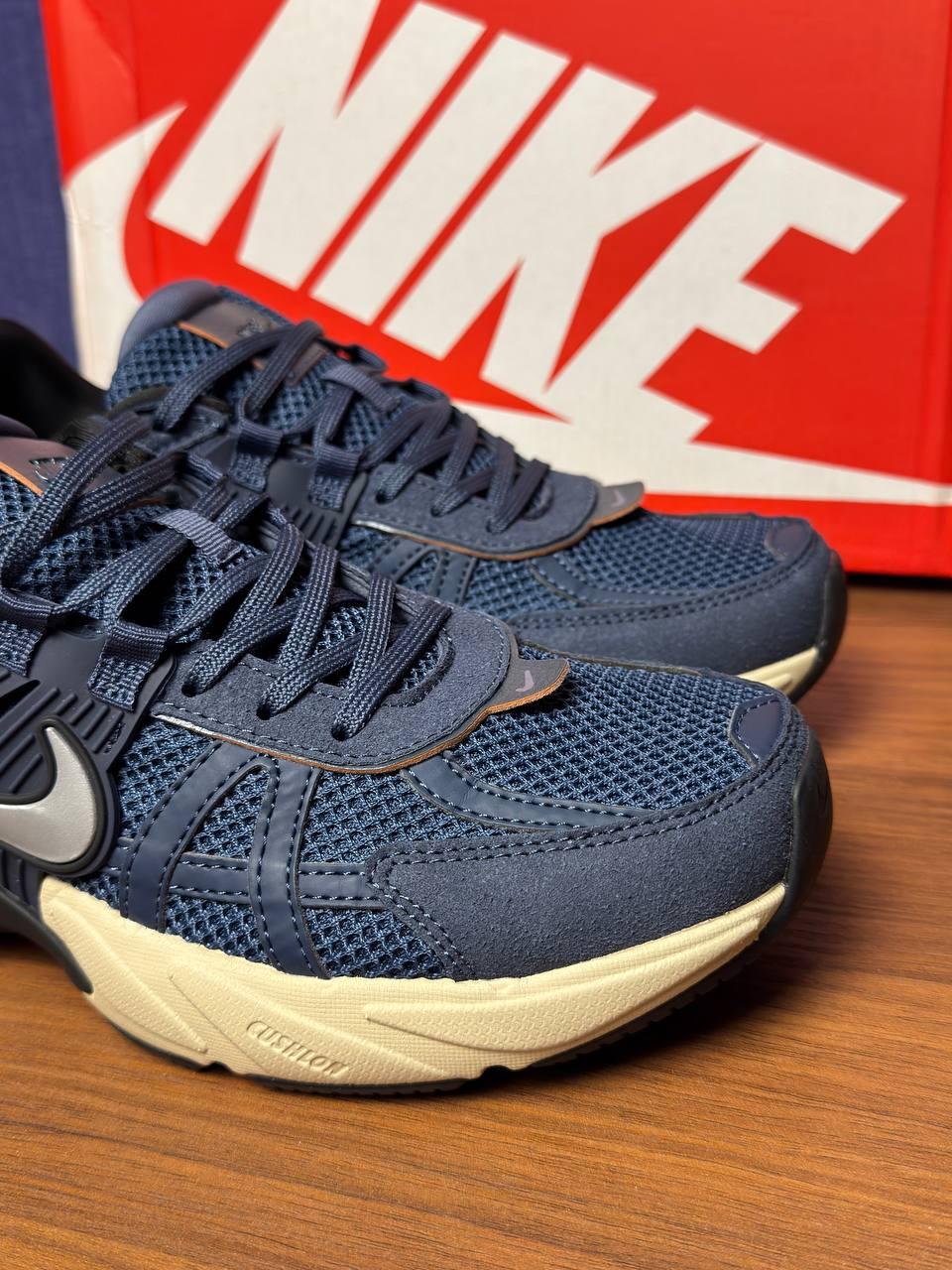 Nike v2k نایک ویتوکی