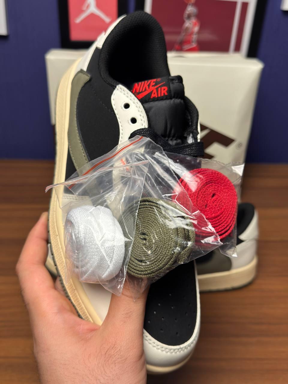 Nike jordan travis scott نایک جردن ترویس اسکات