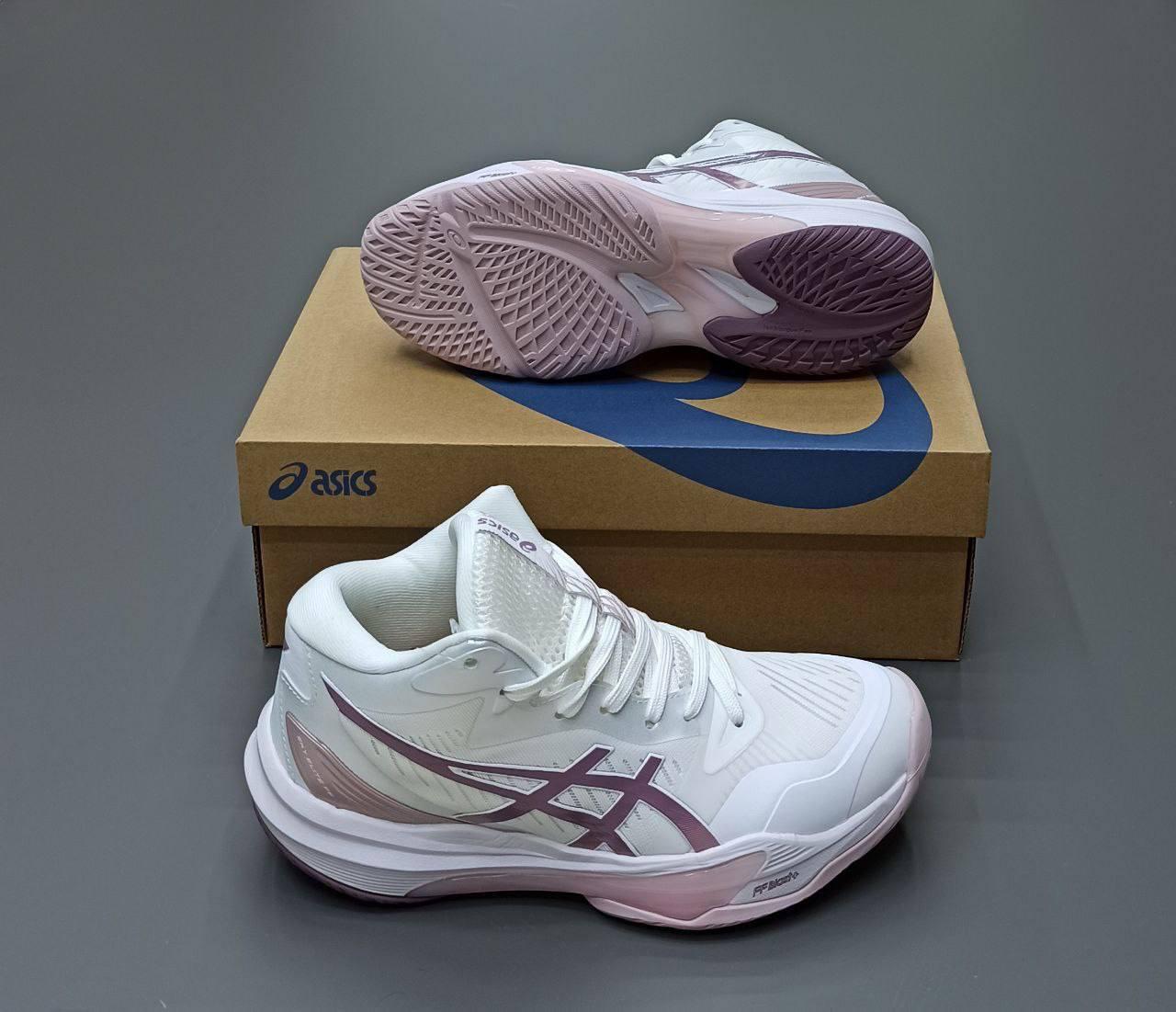 Asics آسیکس