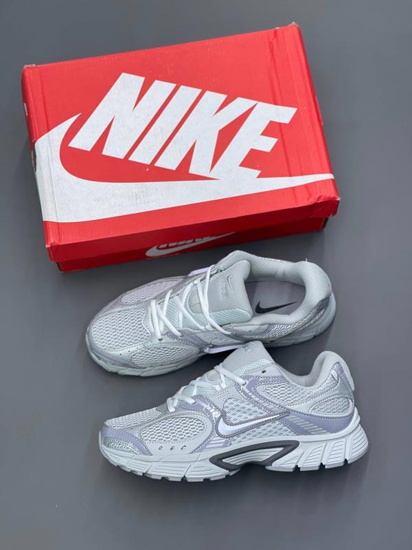 Nike v5 نایک