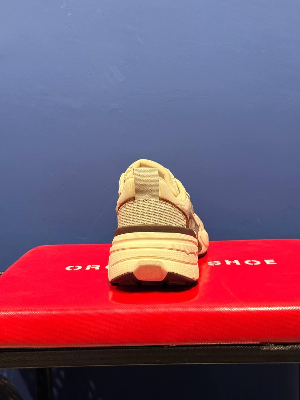Nike v2k نایک ویتوکی موکا
