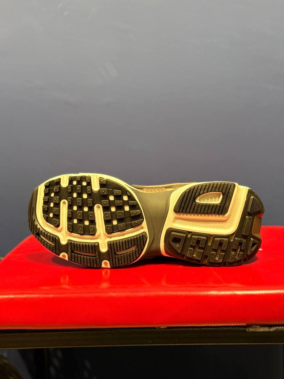 Nike v2k نایک ویتوکی مسی