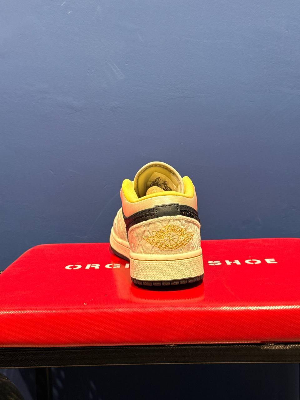 Nike air jordan 1 نایک جردن 1