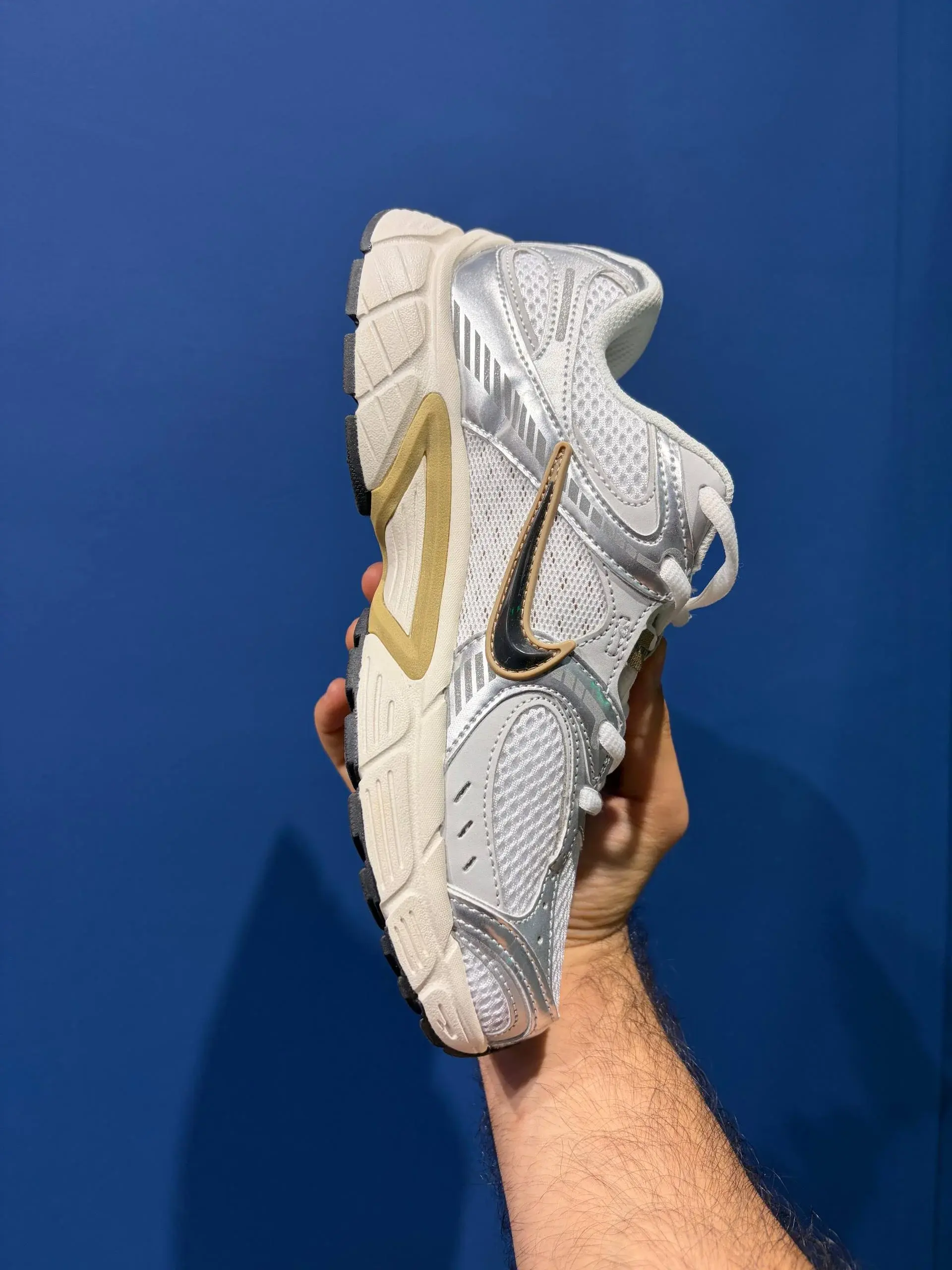 Nike v5 نایک وی فایو
