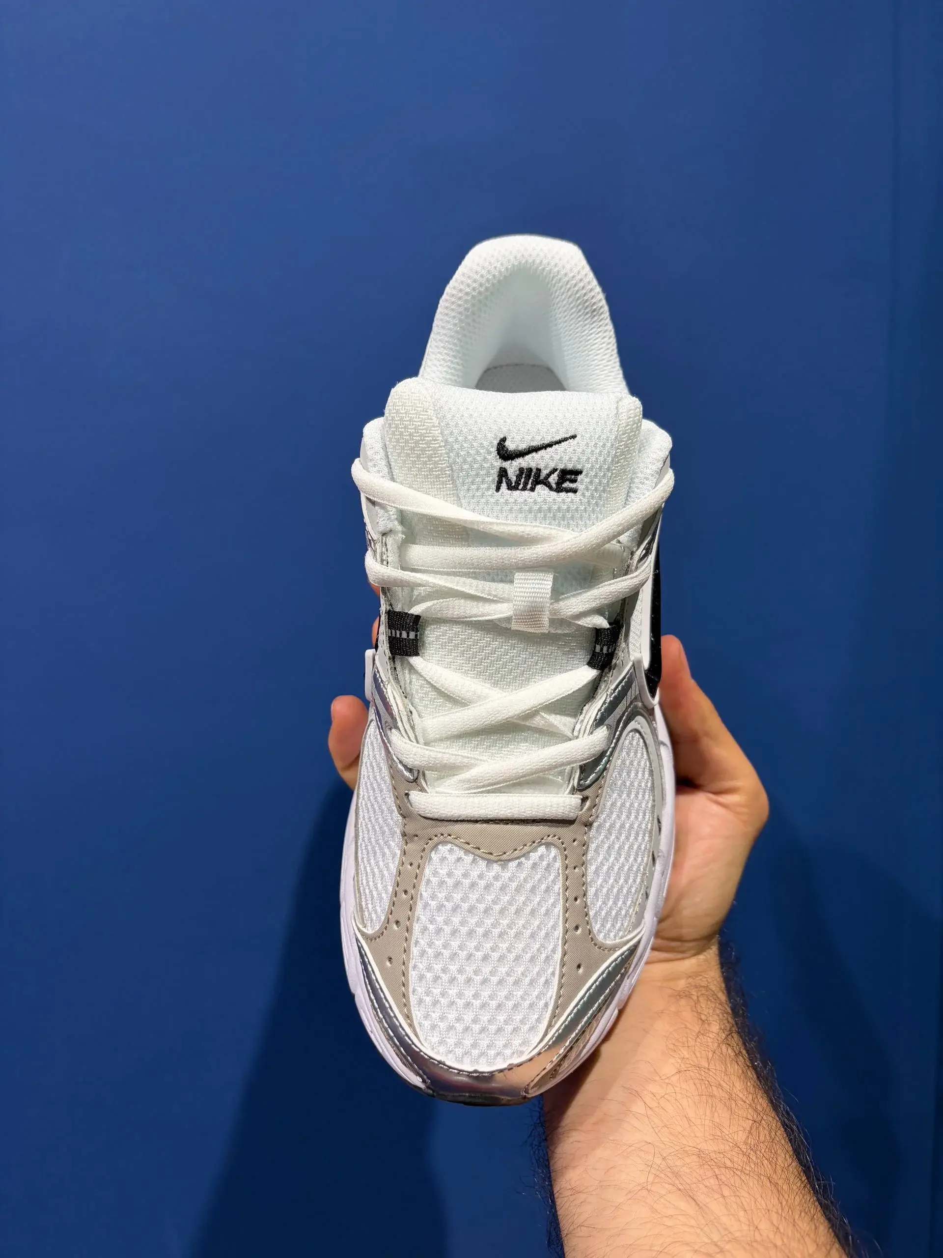 Nike v5 نایک وی فایو سفید سیاه