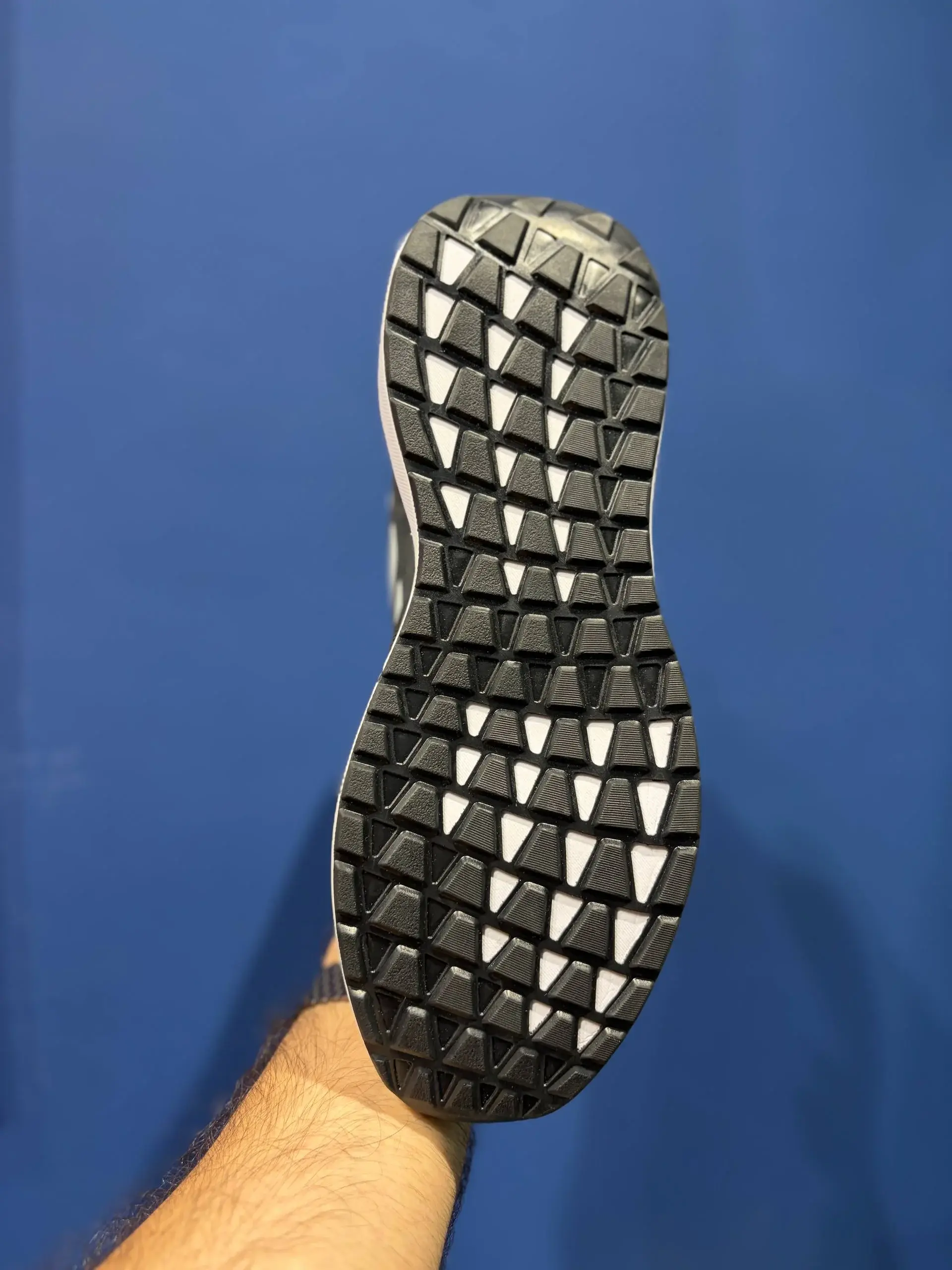 Adidas آدیداس