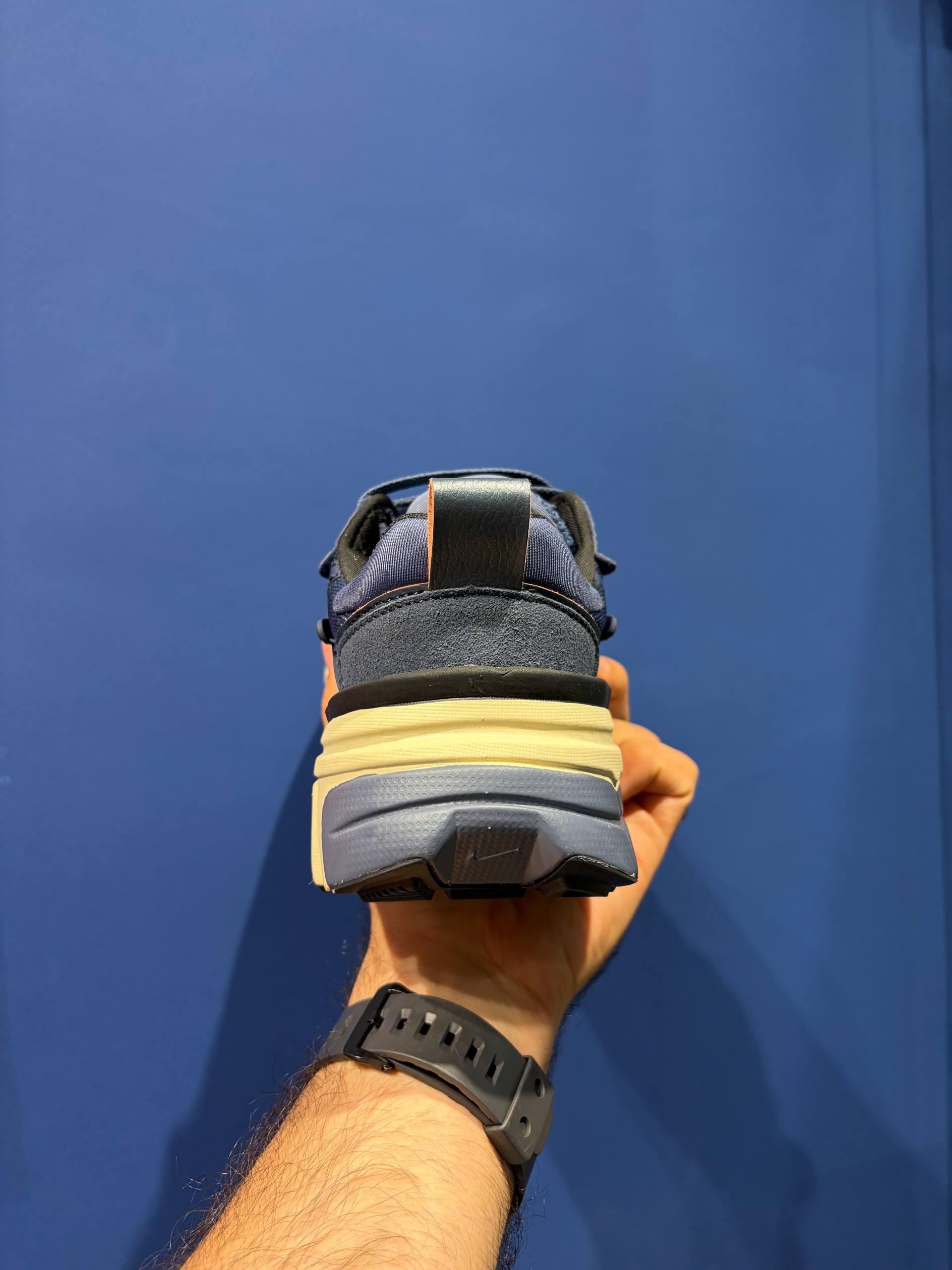 Nike v2k نایک ویتوکی سرمه ای