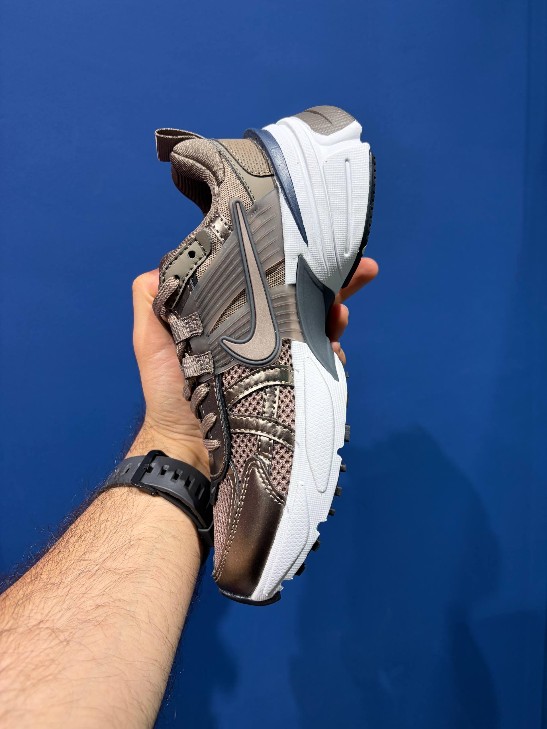 Nike v2k نایک ویتوکی مسی