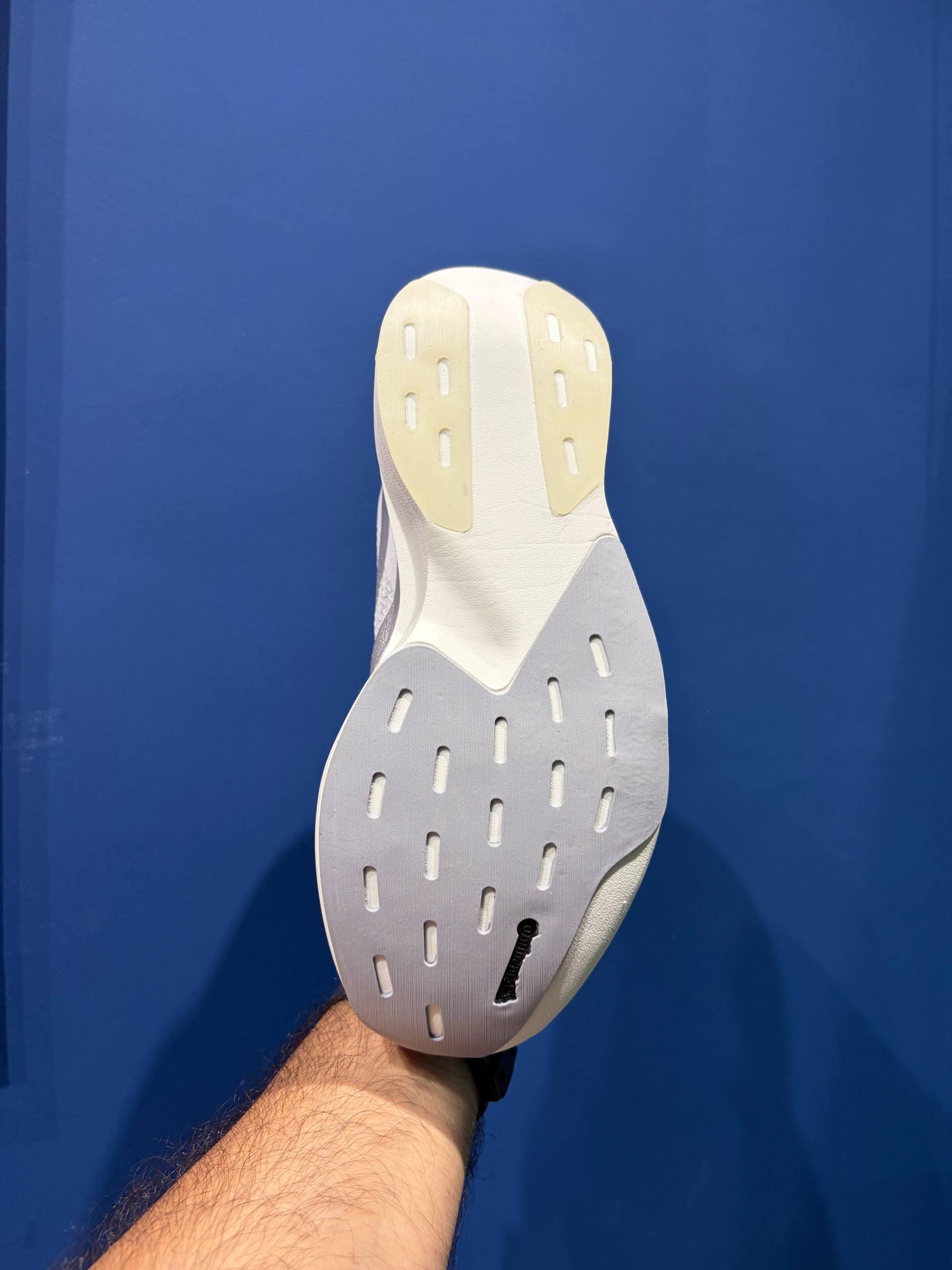 Adidas adizero white آدیداس آدی زیرو سفید