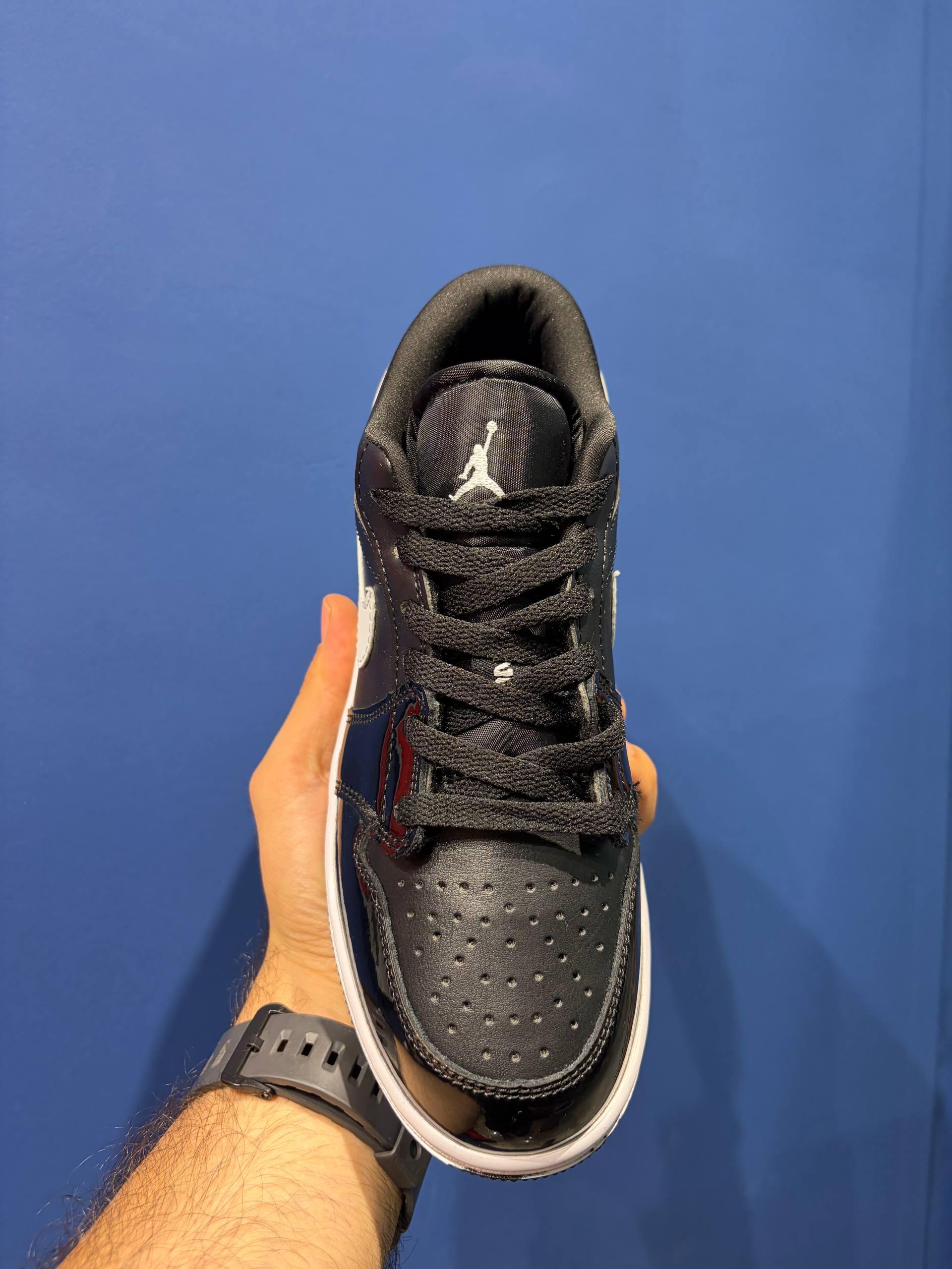 Nike air jordan 1 low black patent white نایک ایر جردن 1 لو سیاه ورنی