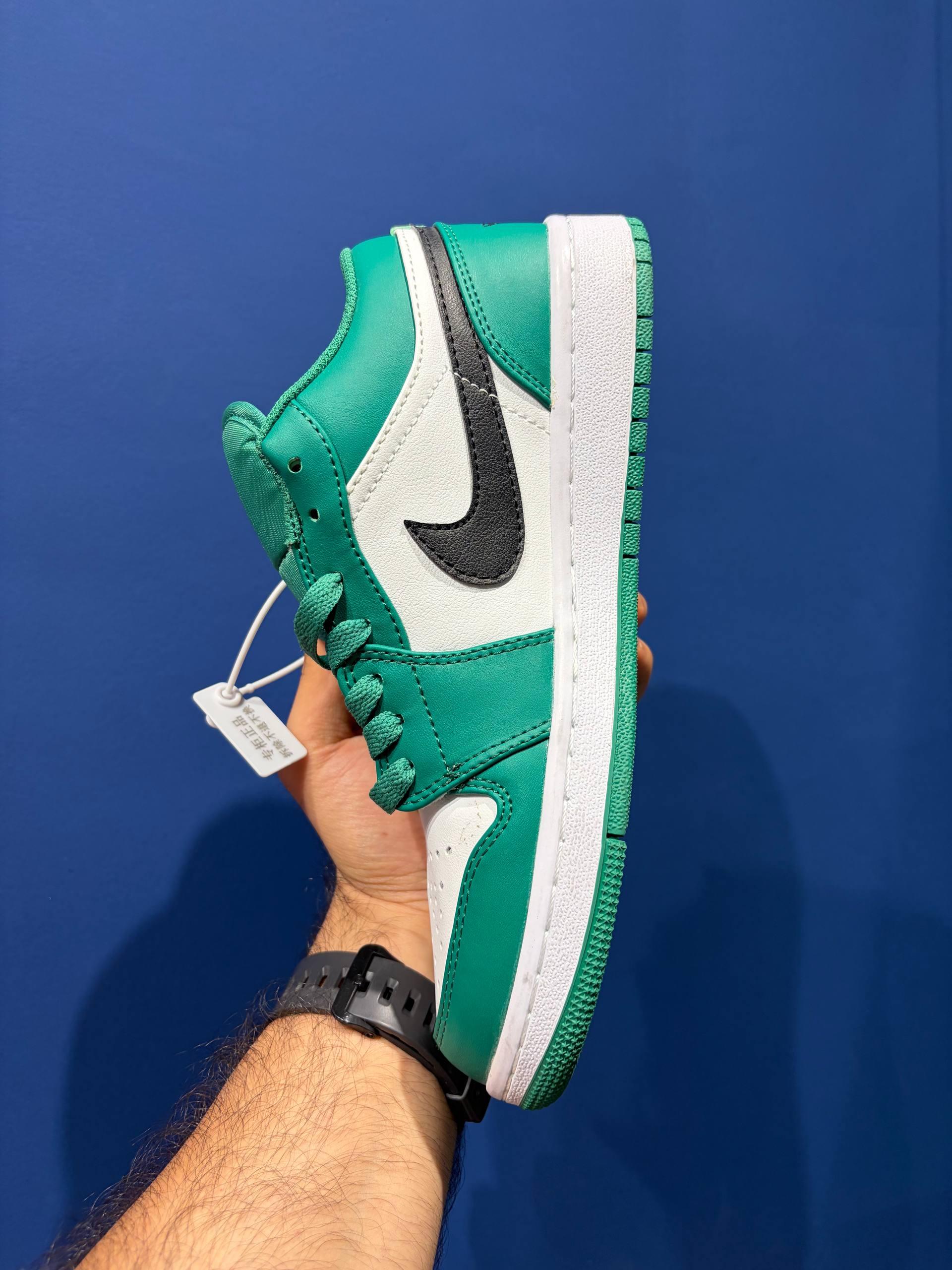 Nike air jordan 1