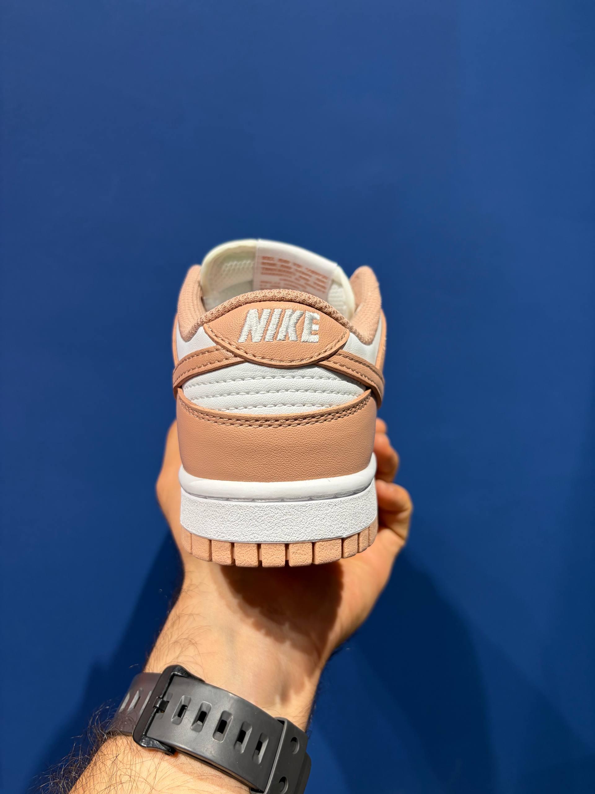 Nike sb نایک اس بی هلویی