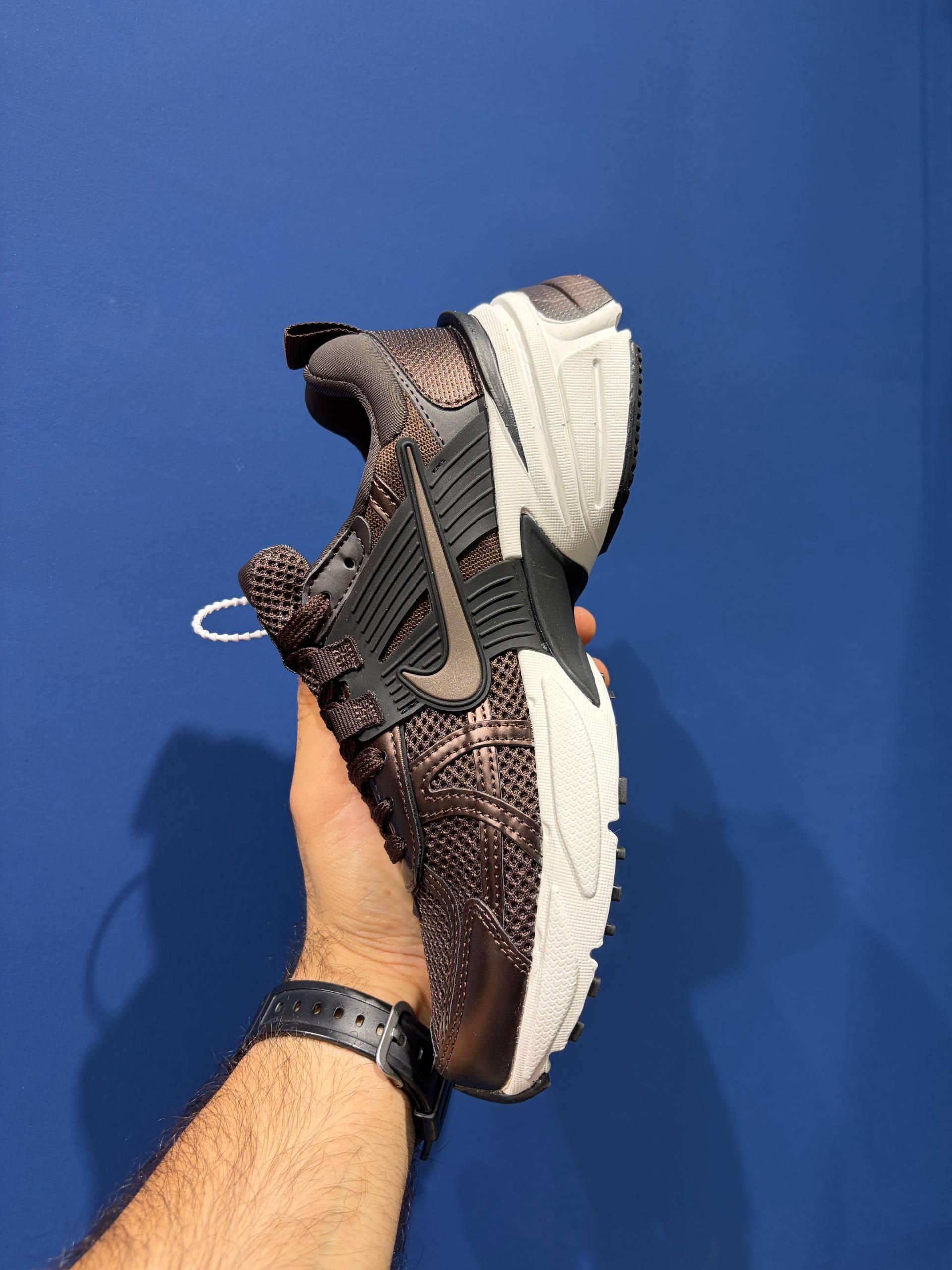 Nike v2k نایک ویتوکی