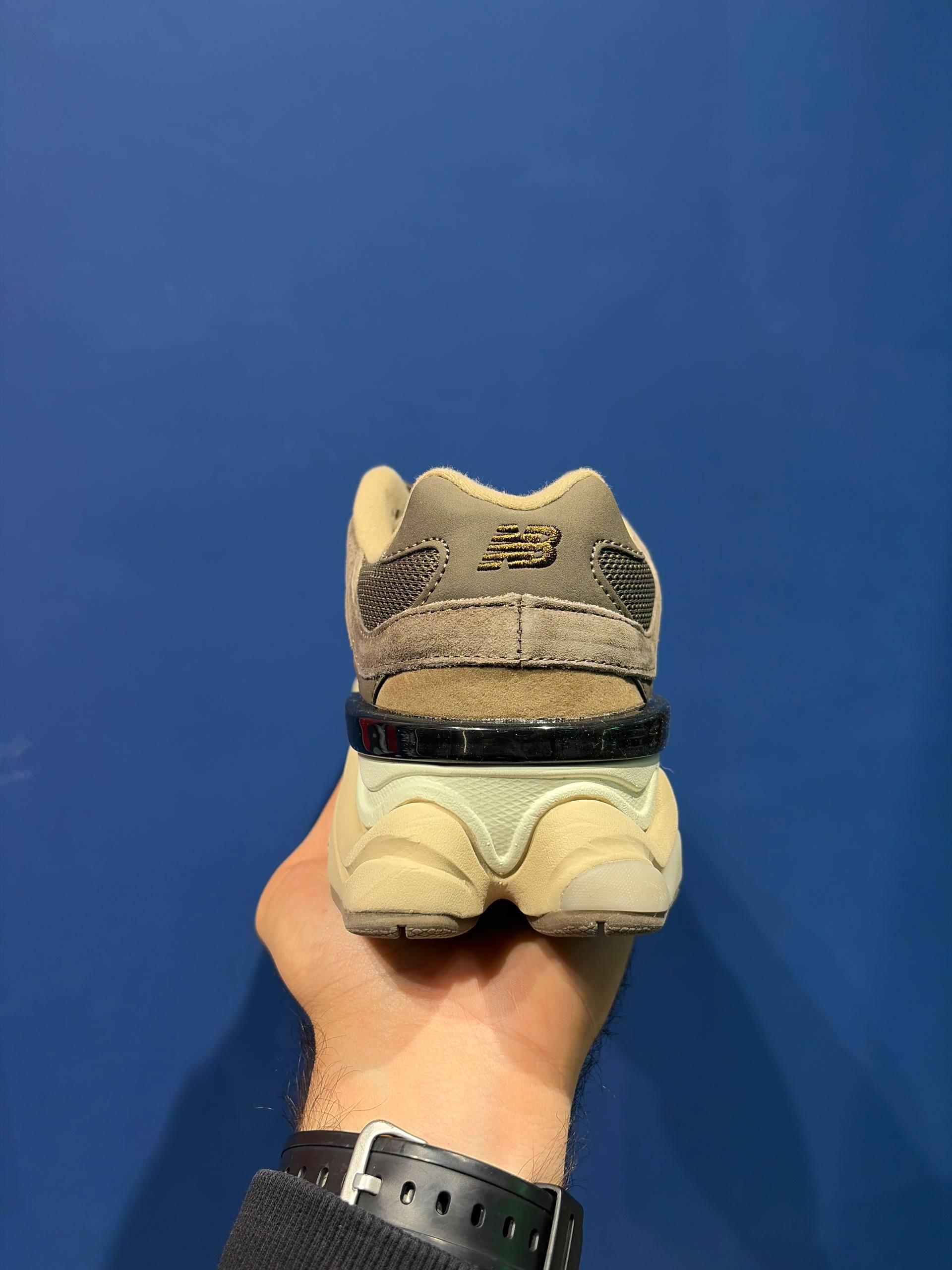 Newbalance 9060 نیوبالانس 9060