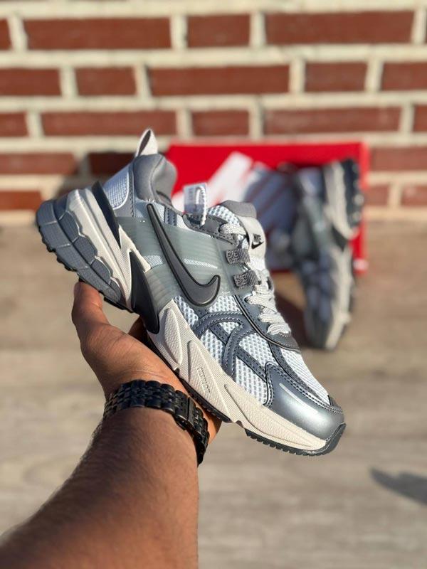 Nike v2k نایک ویتوکی