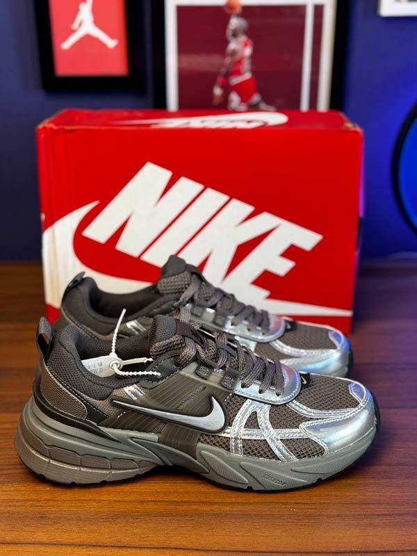 Nike v2k نایک ویتوکی