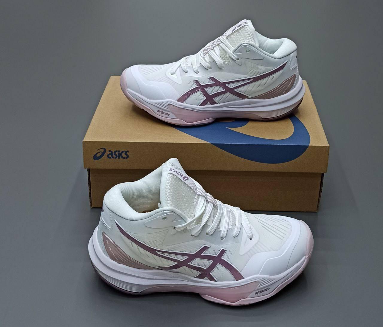 Asics آسیکس