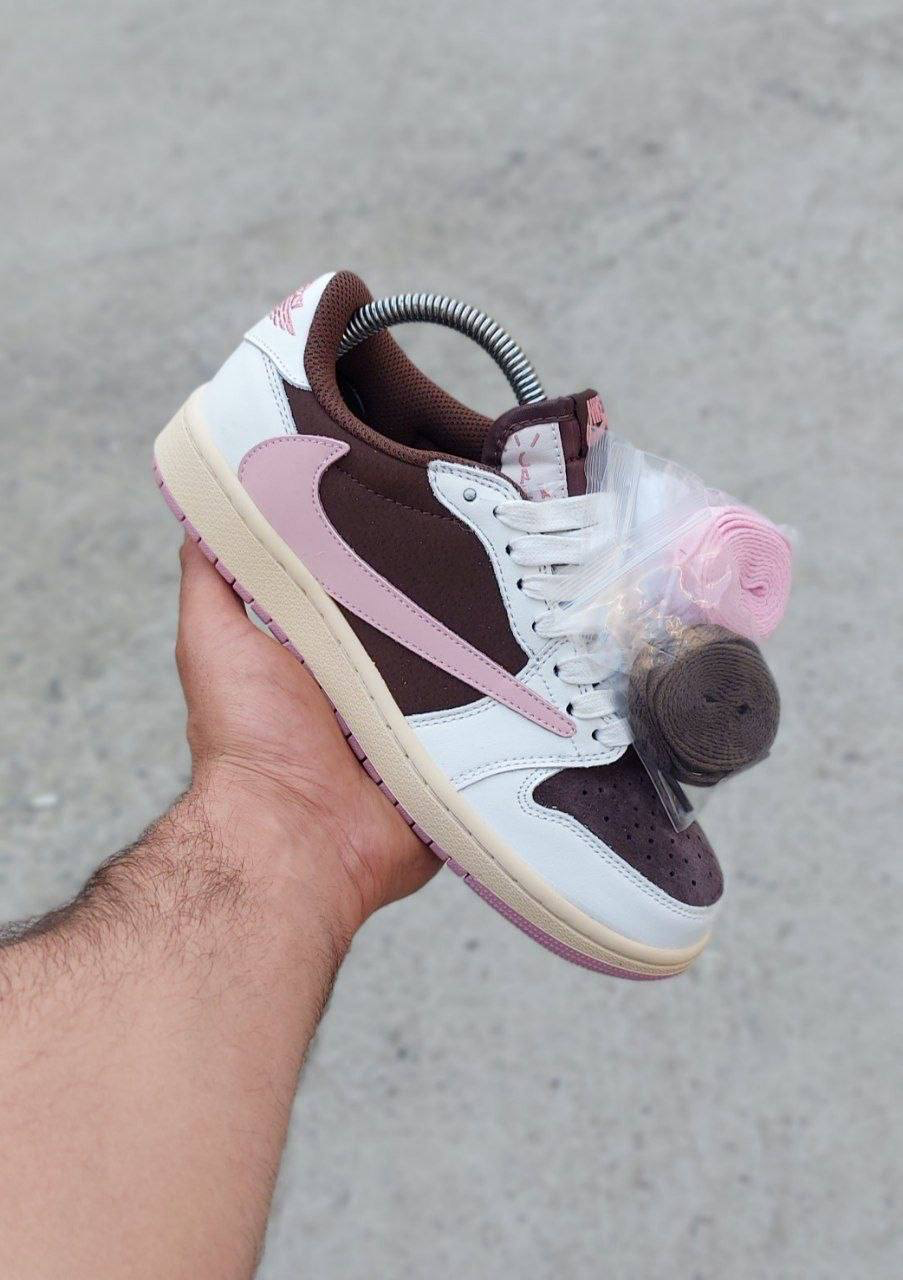 Nike air jordan travis scott نایک جردن ترویس اسکات