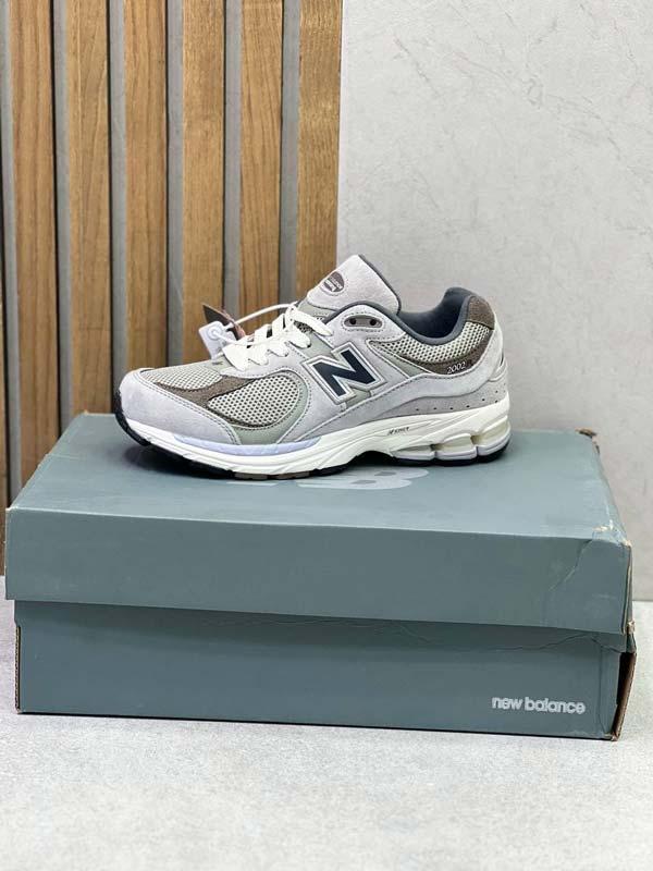 Newbalance 2002r نیوبالانس 2002