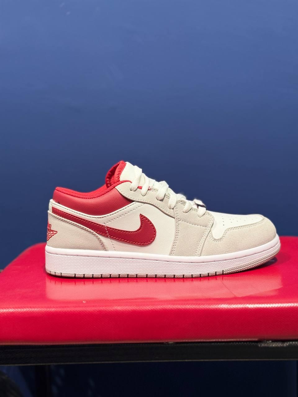Nike air jordan 1 نایک جردن 1 طوسی قرمز