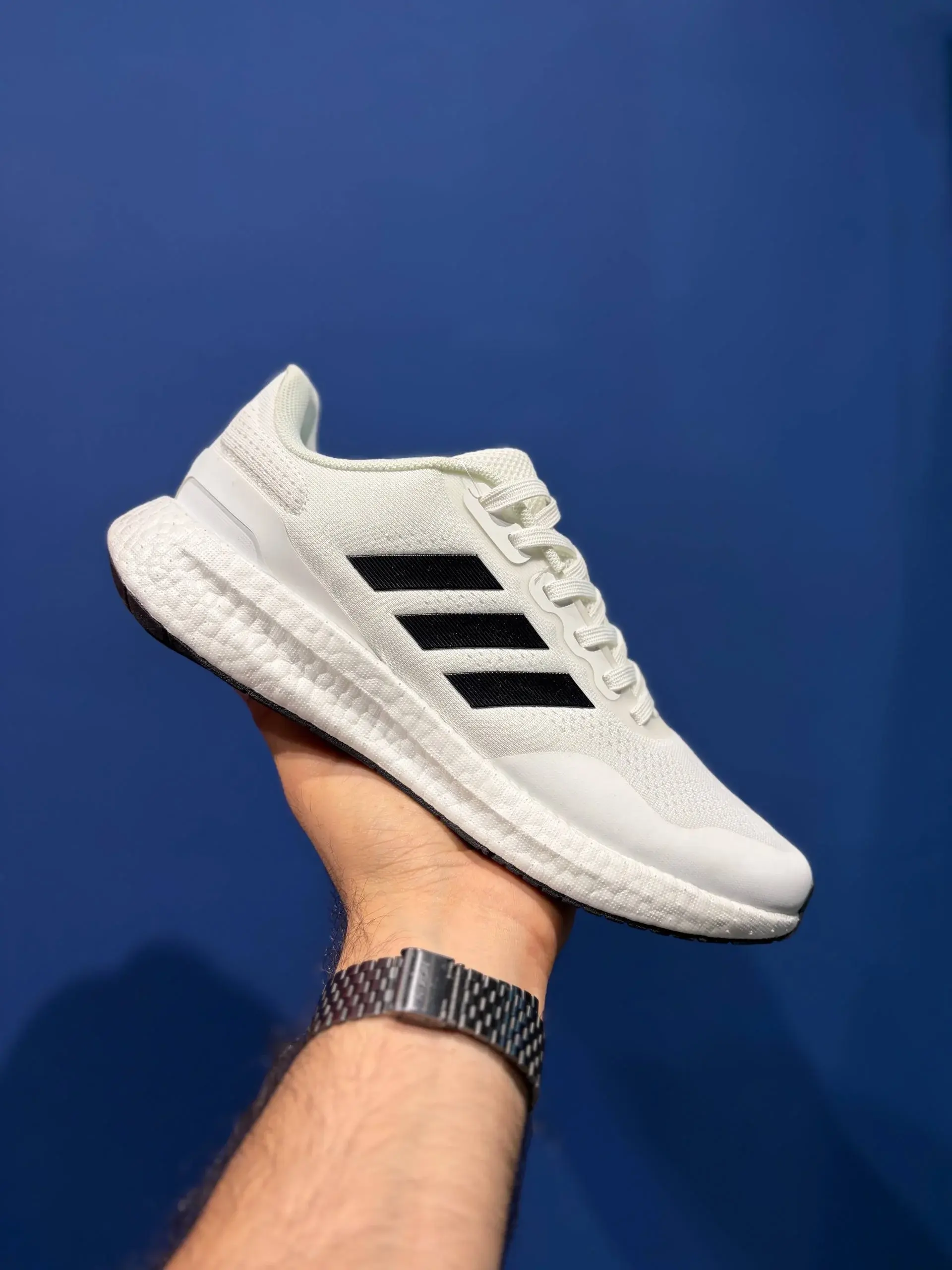 Adidas runfalcon آدیداس سفید