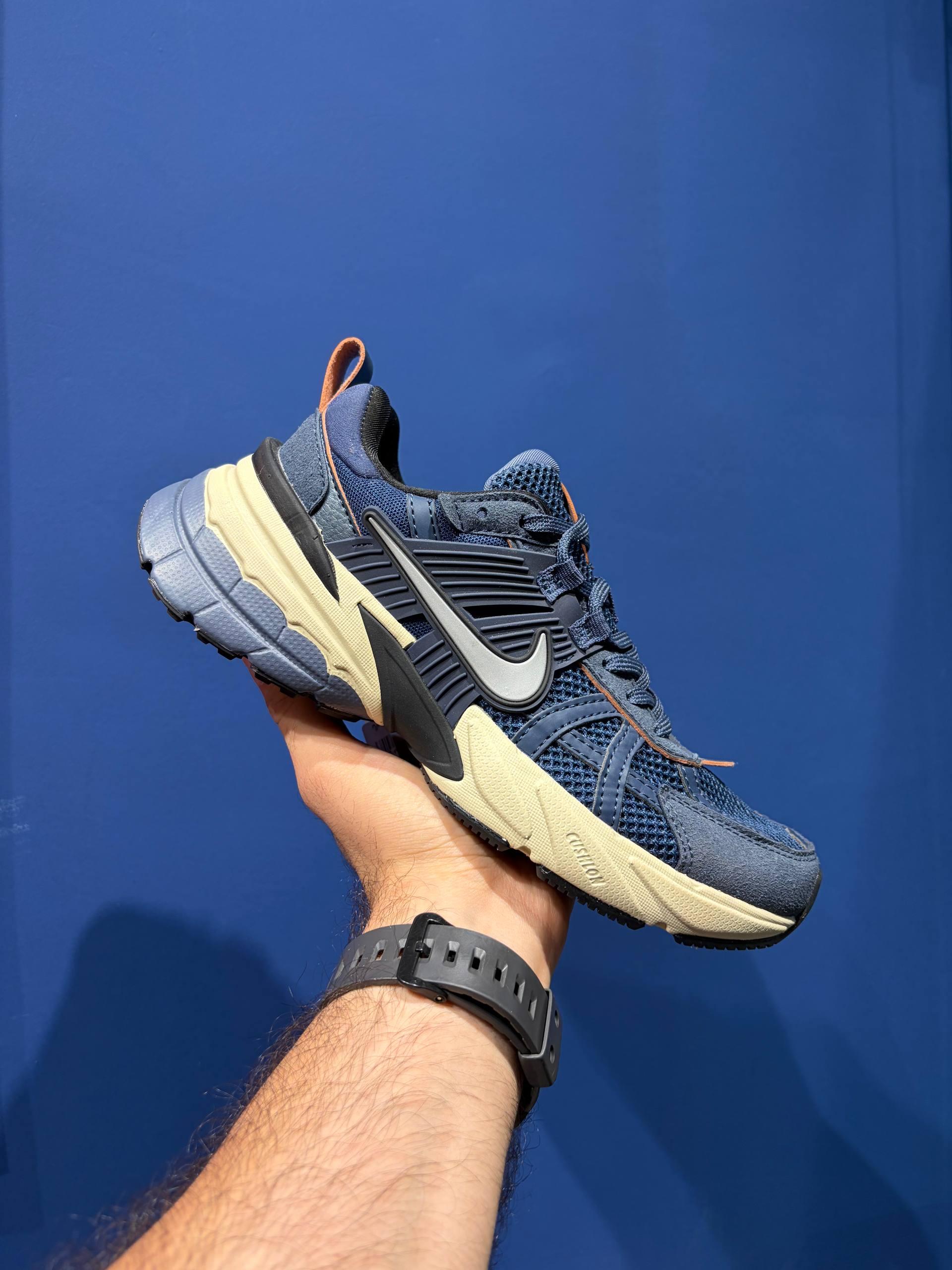 Nike v2k نایک ویتوکی سرمه ای