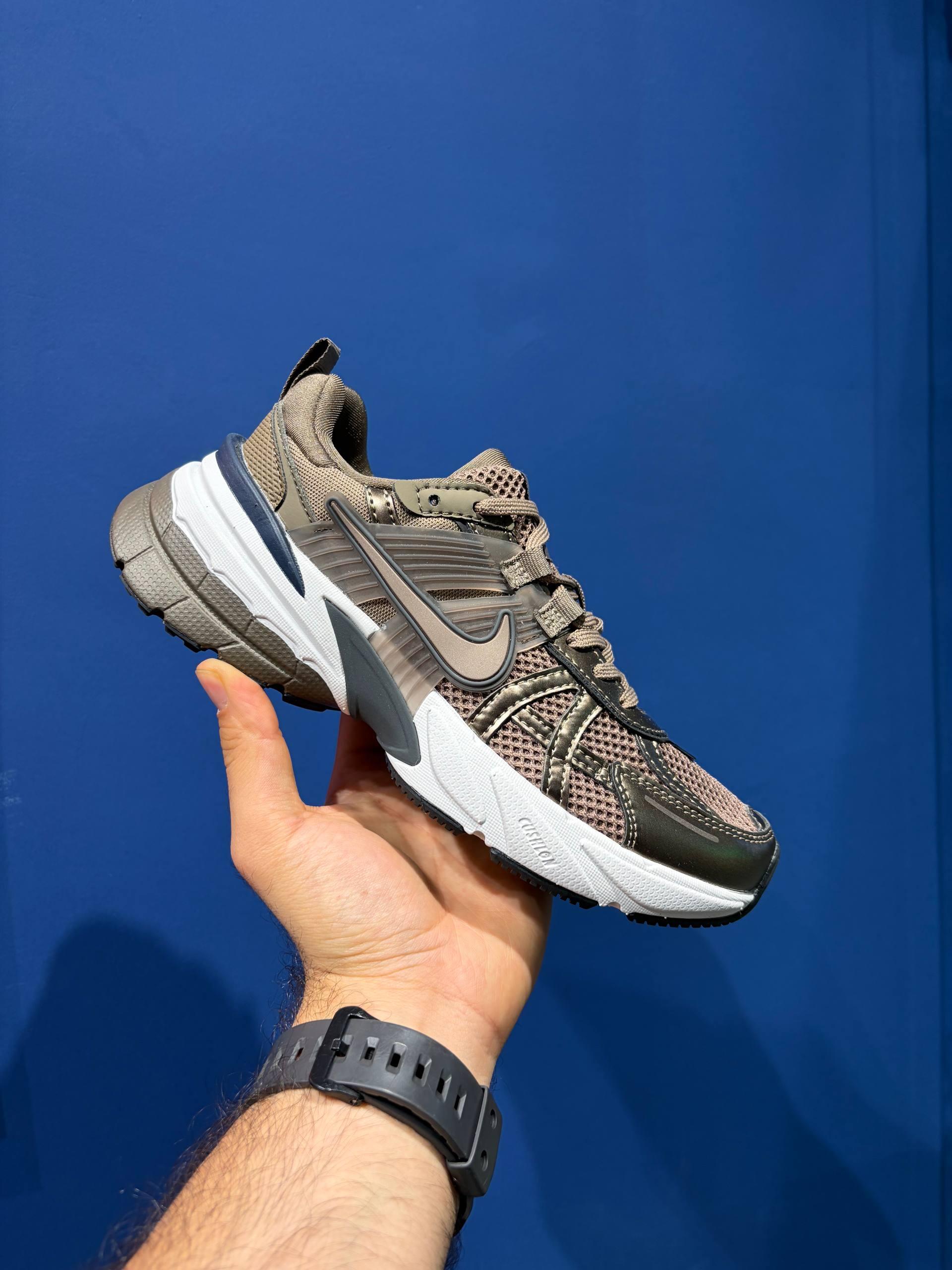 Nike v2k نایک ویتوکی مسی