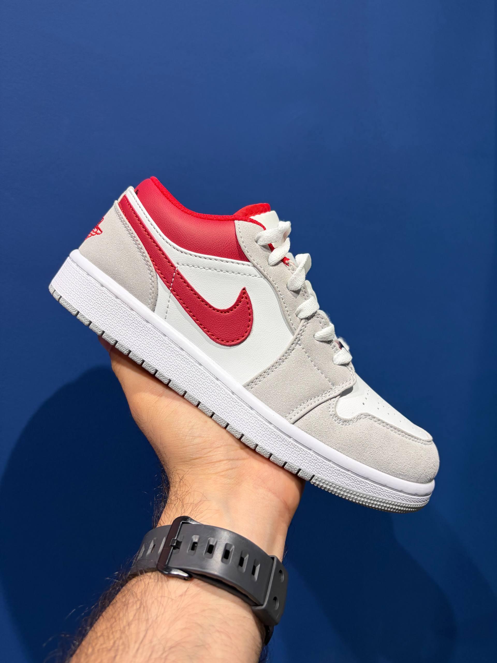 Nike air jordan 1 نایک جردن 1 طوسی قرمز