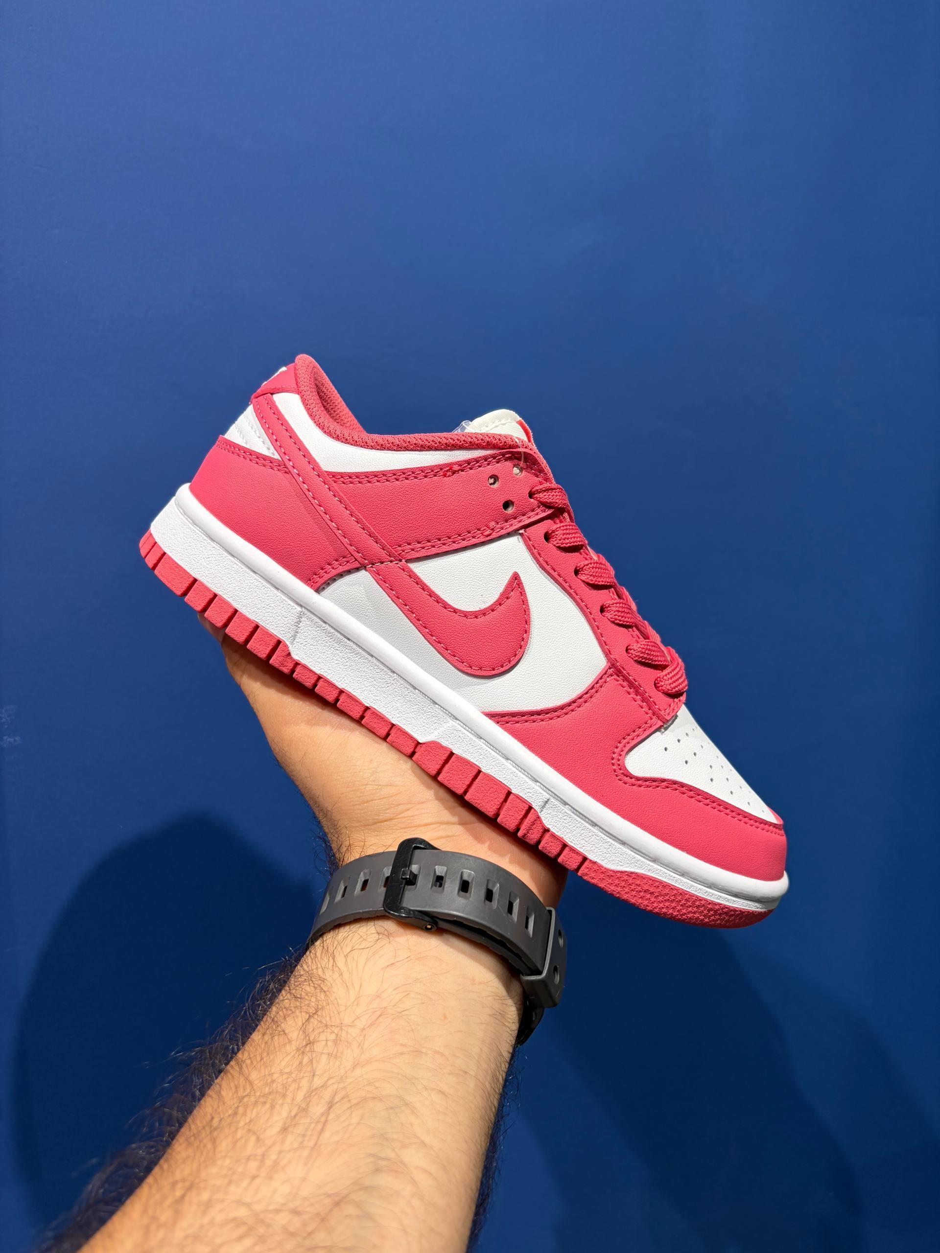 Nike sb نایک اس بی سرخابی